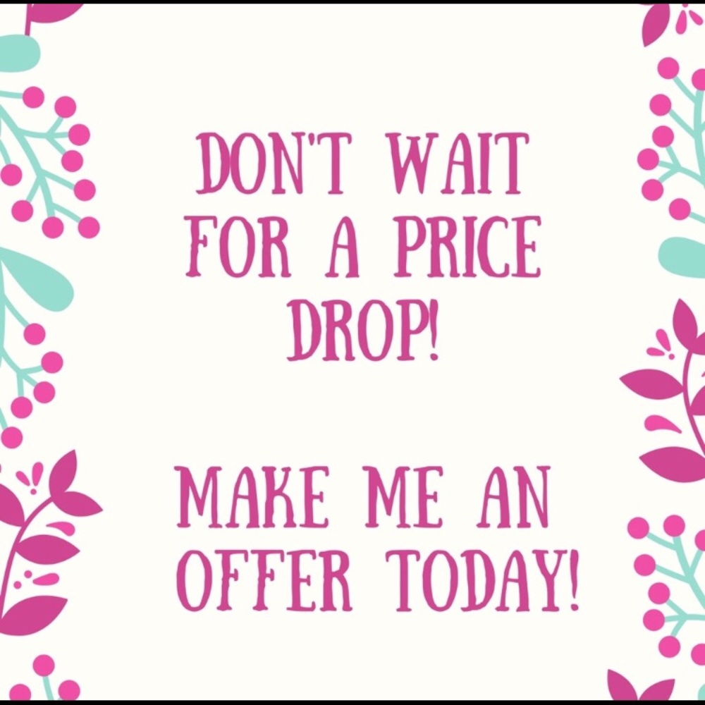 🌺 ~ Also open to trades ~ 🌺